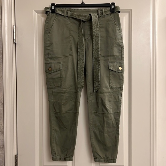 White House black market ladies joggers - Picture 1 of 7